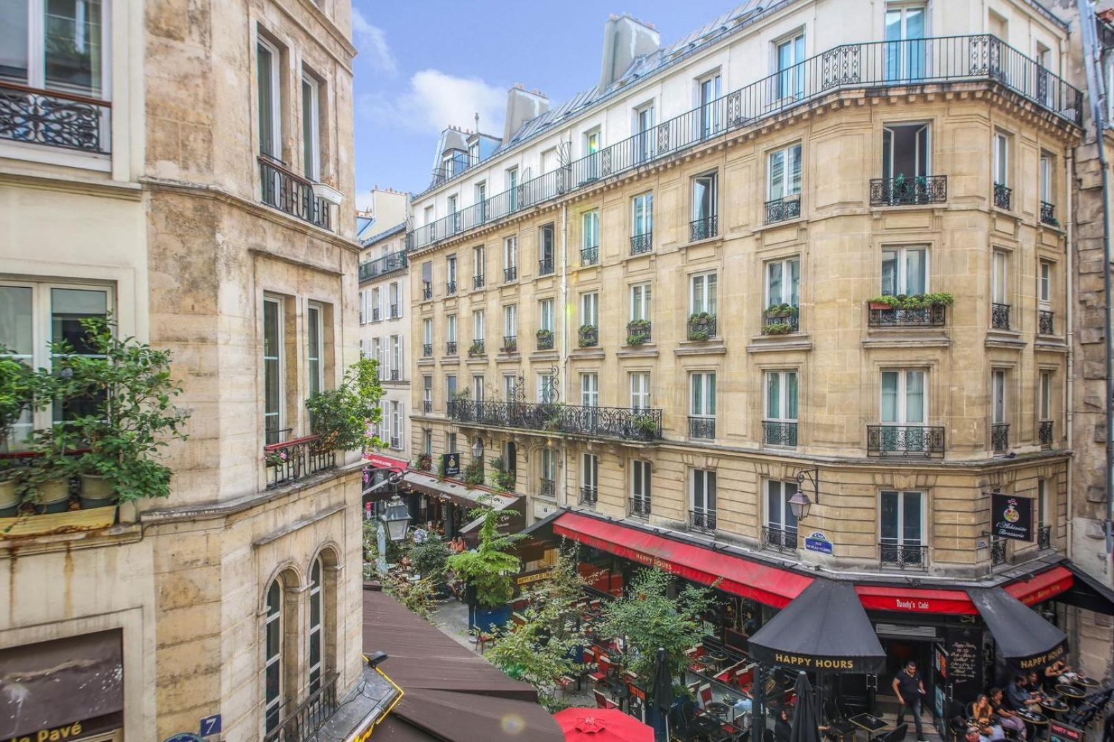 Апартаменты Paris Marais Lombards Экстерьер фото
